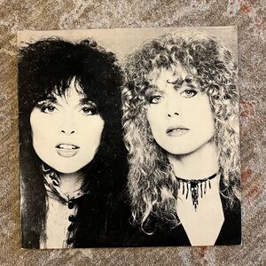 Bébé le Strange by American rock band Heart, released in 1980. Vintage Album